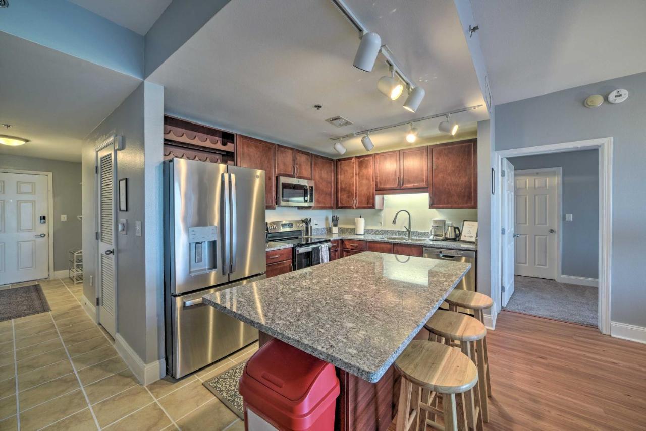 Family-Friendly Panama City Beach Condo In Resort! Exterior photo